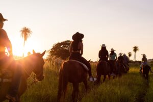 Galeria Cavalgada do Peão com Jantar Pantaneiro - Imagem 1