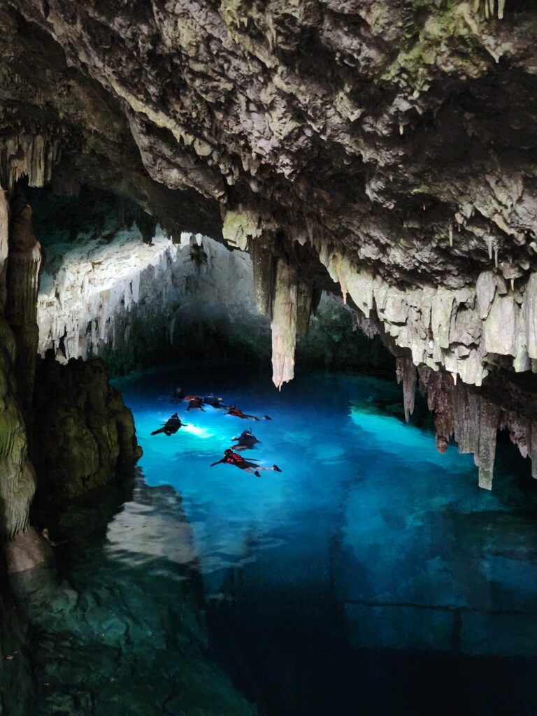 Flutuação Gruta do Mimoso Bonito MS