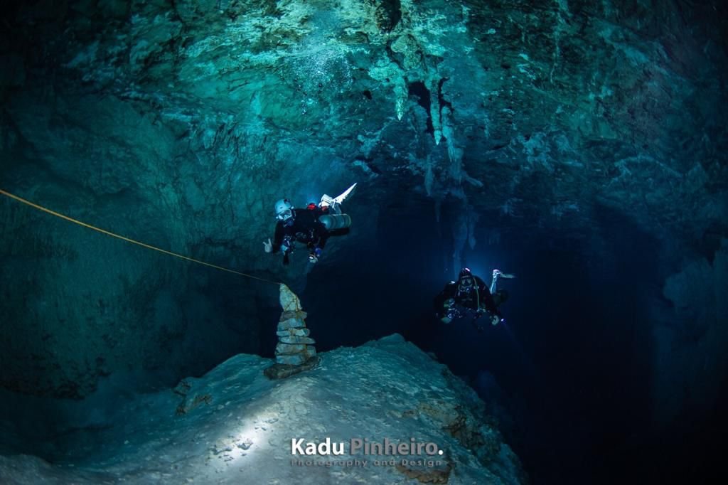 Gruta do Mimoso em Bonito MS - Mergulho com cilindro