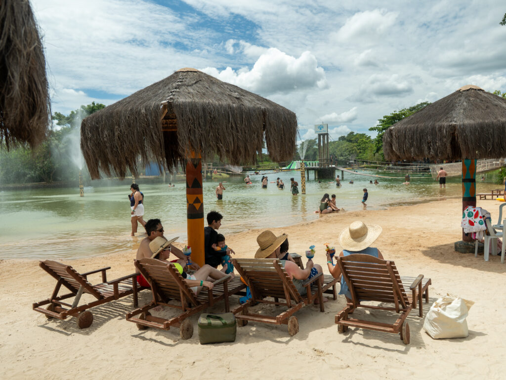 Praia Balneário Nascente Azul em Bonito MS