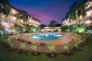 Piscina à noite Wetiga Hotel em Bonito MS