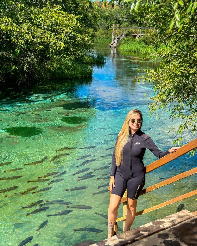 visitante-flutuacao-rio-sucuri-bonito-ms