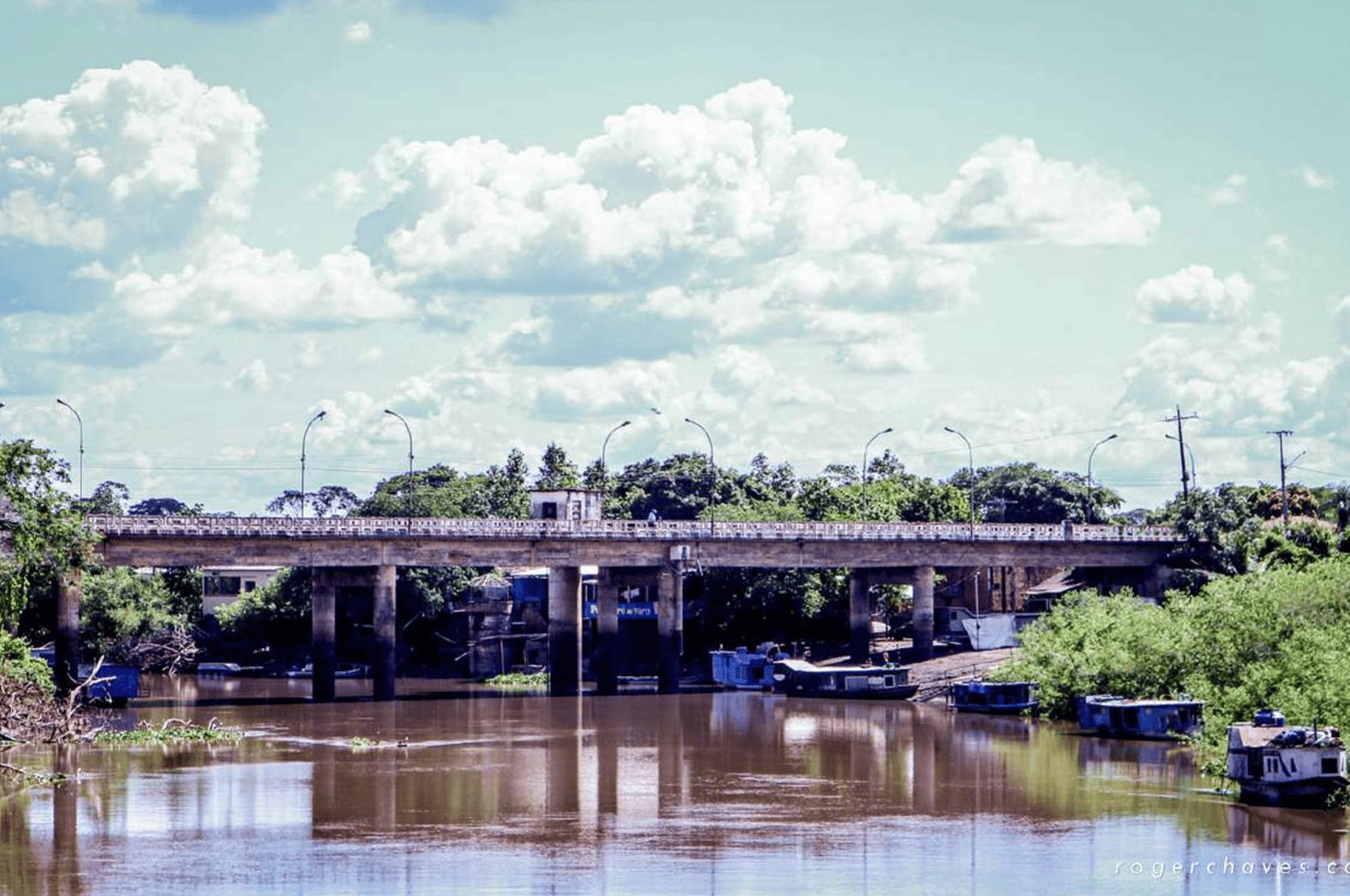 Passeio de Barco Exclusivo - Rio Miranda