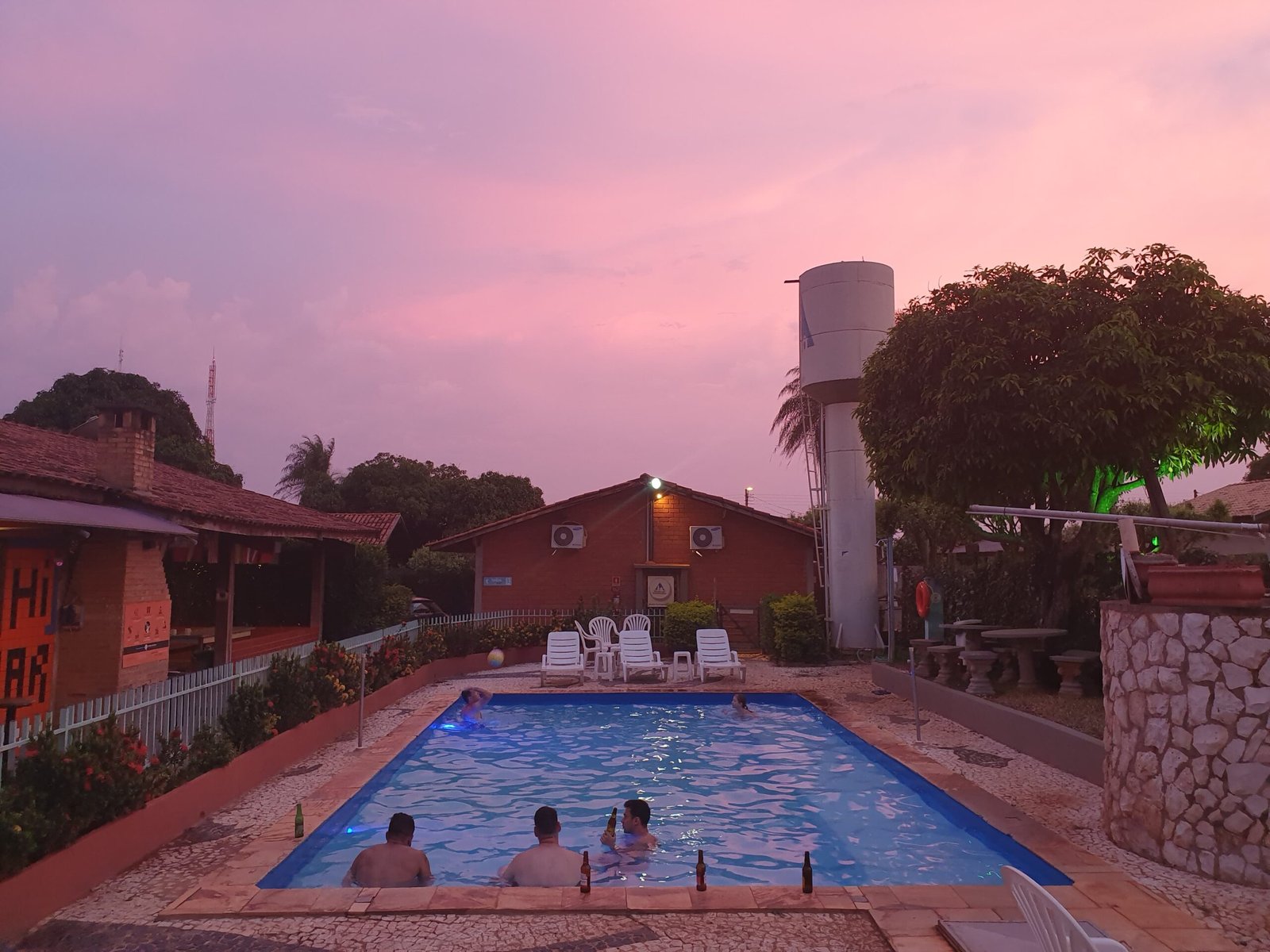 Piscina do Bonito Hi Hostel e Pousada