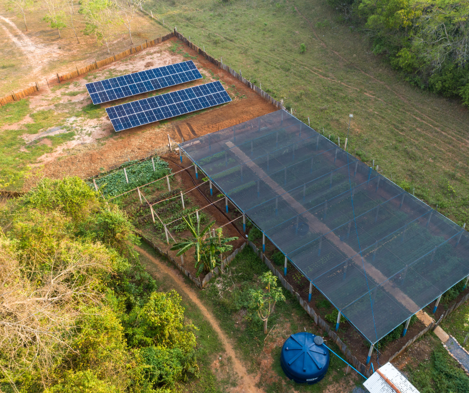 Energia fotovoltaica e horta de manejo orgânico na Estância Mimosa